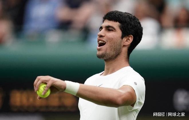 他展现了封 他展现了封